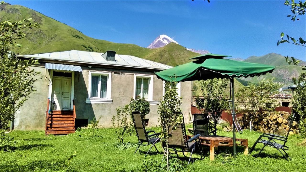 Kazbegi Green Yard Hotel Exterior foto